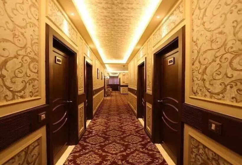 Fotos del hotel Clark International:  10