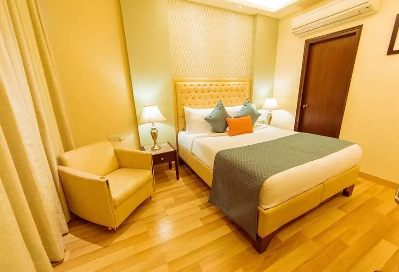 Fotos del hotel Clark International:  9