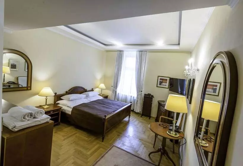 Fotos del hotel Louren:  20