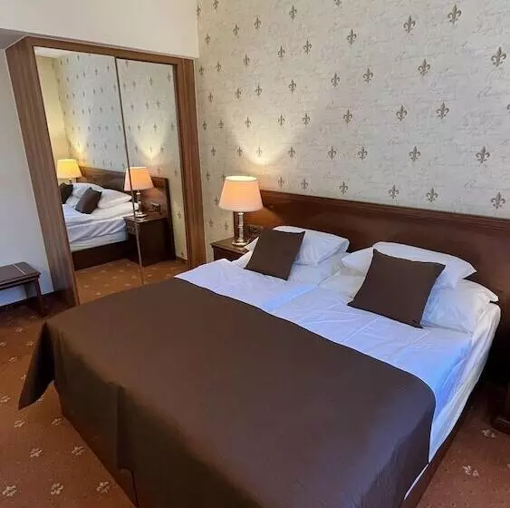 Fotos del hotel Louren:  9