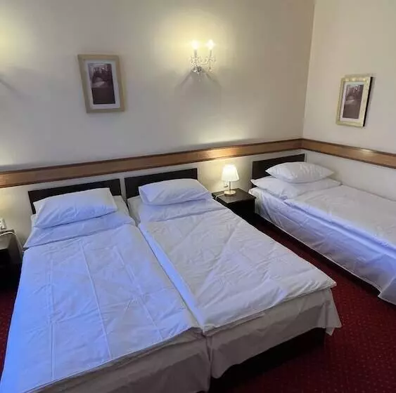 Fotos del hotel Louren:  17