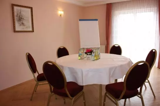 Fotos del hotel 1a-Park Hotel Berlin Schloss Kaulsdorf :  13