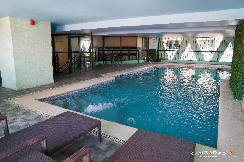 Fotos del hotel Berjaya Makati:  3