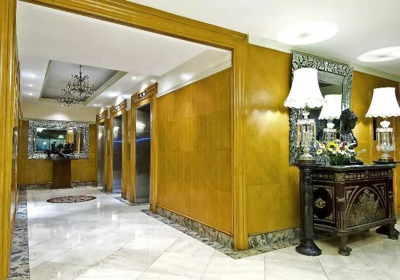 Fotos del hotel Berjaya Makati:  5