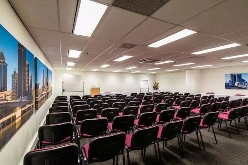 Fotos del hotel George Williams:  15