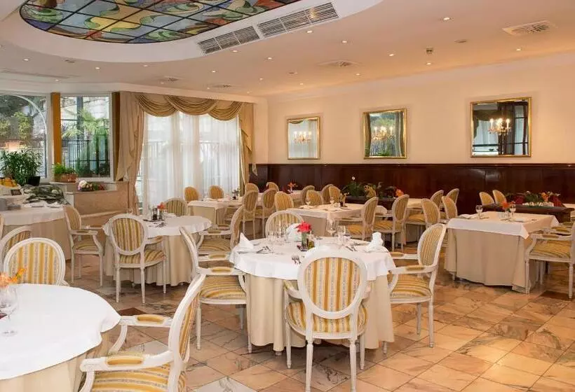 Fotos del hotel Mozart:  6