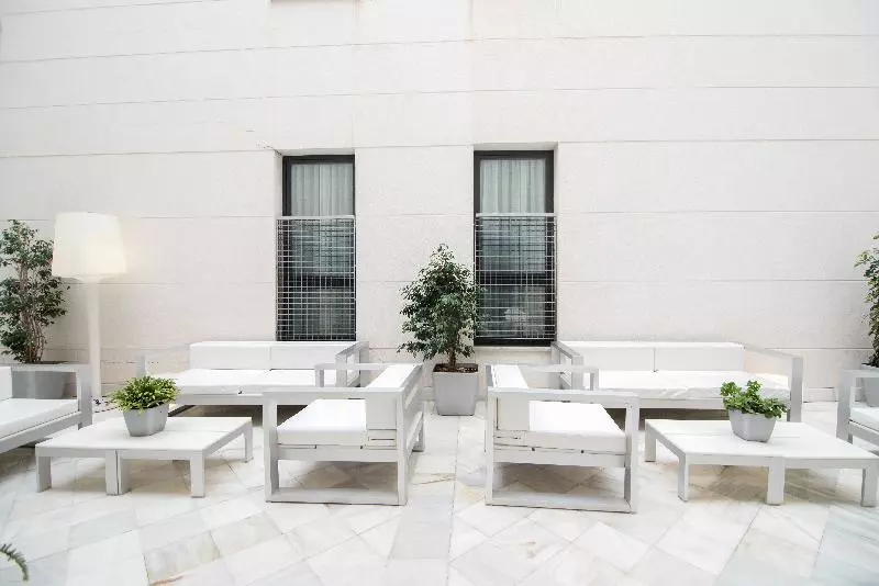 Fotos del hotel Petit Palace Marques Santa Ana:  6