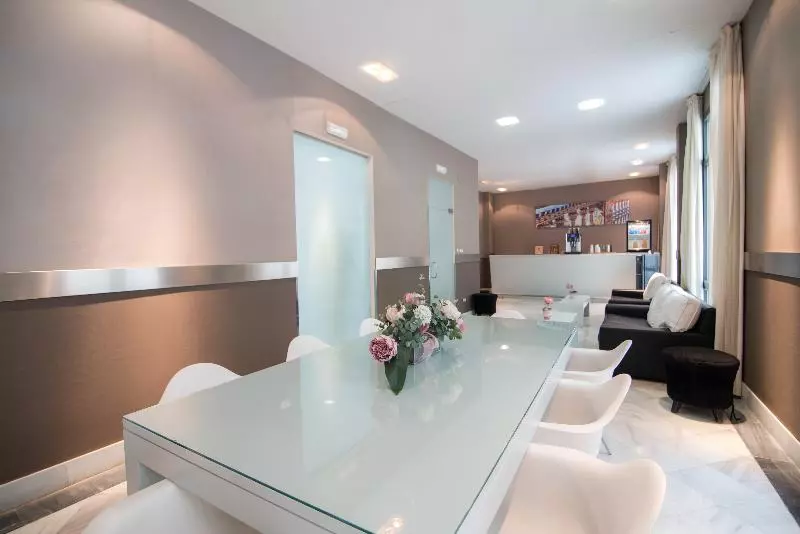 Fotos del hotel Petit Palace Marques Santa Ana:  5