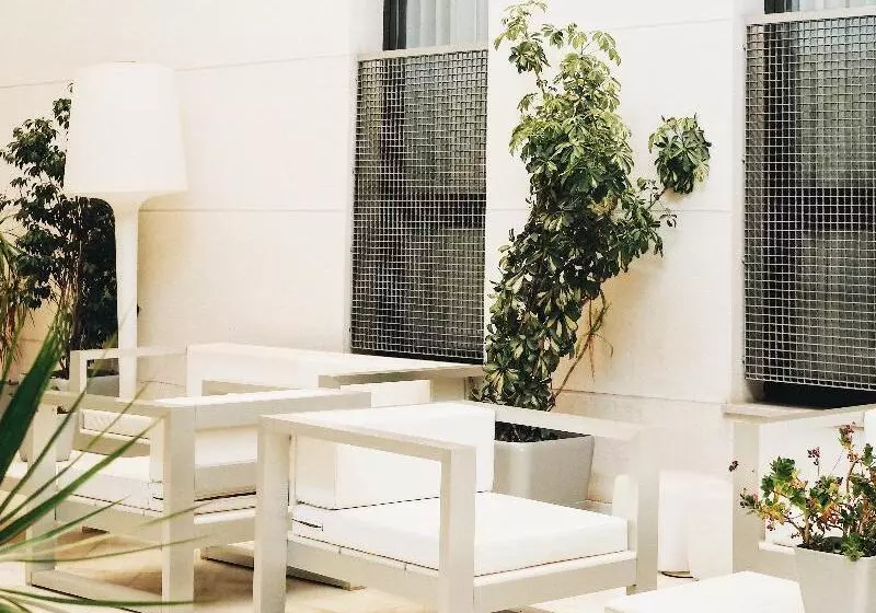 Fotos del hotel Petit Palace Marques Santa Ana:  12