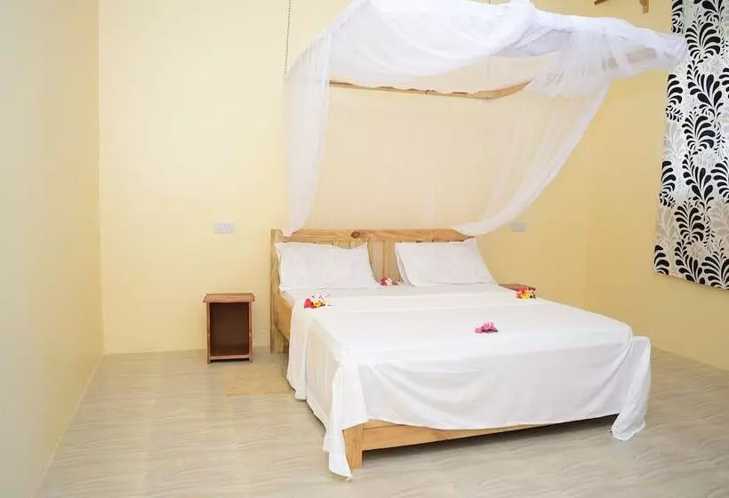 Fotos del hotel Kigwedeni Villas:  21