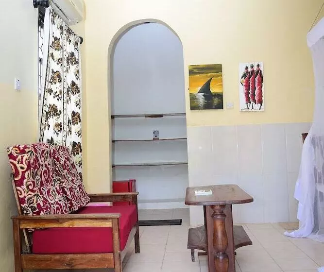 Fotos del hotel Kigwedeni Villas:  25