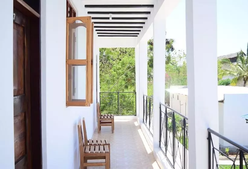 Fotos del hotel Kigwedeni Villas:  6