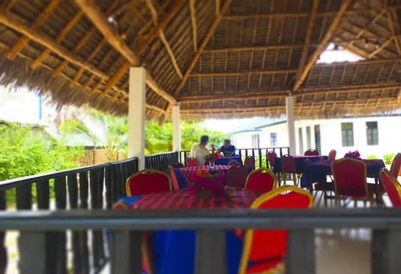 Fotos del hotel Kigwedeni Villas:  4