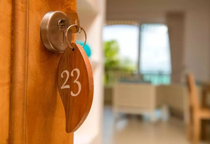 Fotos del hotel Acajou Beach Resort:  5