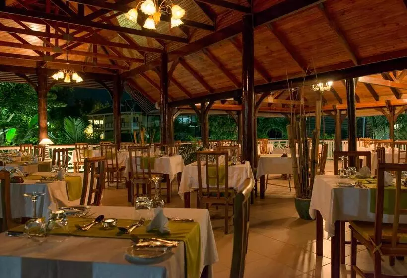 Fotos del hotel Acajou Beach Resort:  3