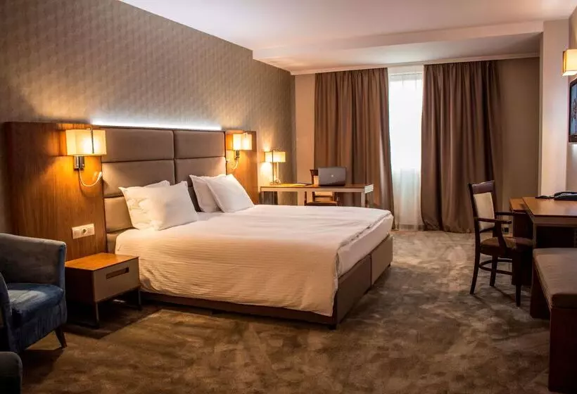 Fotos del hotel Golden Tulip Varna:  7