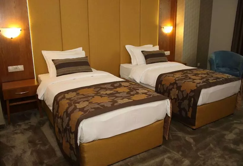 Fotos del hotel Golden Tulip Varna:  4