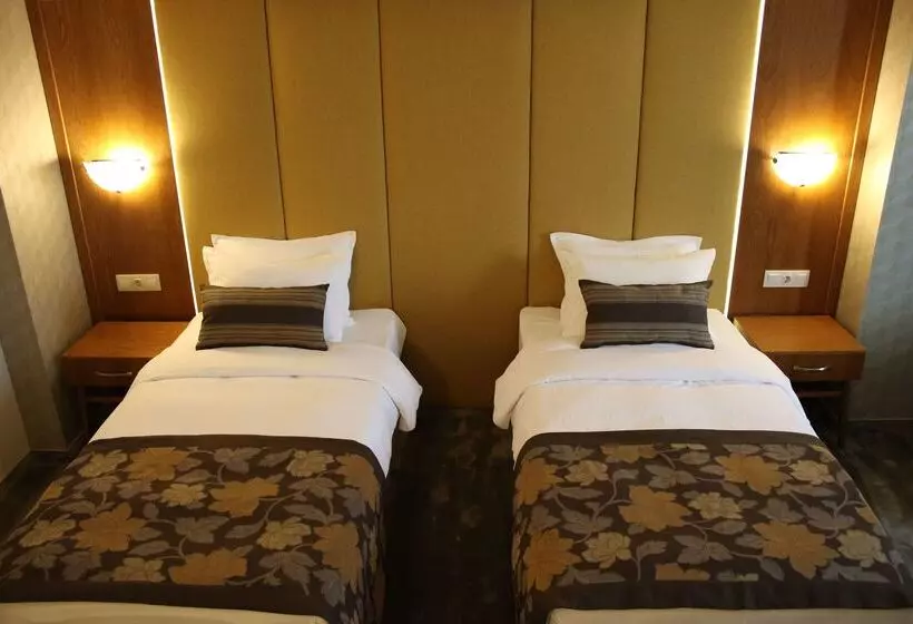 Fotos del hotel Golden Tulip Varna:  20