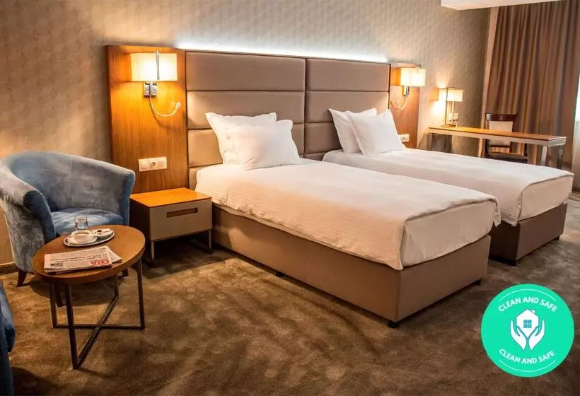 Fotos del hotel Golden Tulip Varna:  6