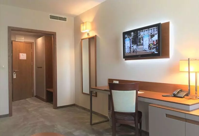 Fotos del hotel Golden Tulip Varna:  25