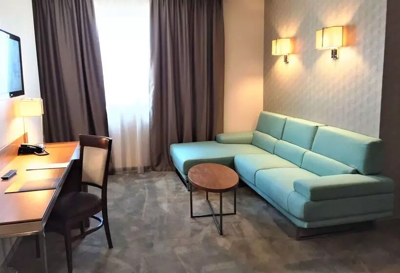 Fotos del hotel Golden Tulip Varna:  24