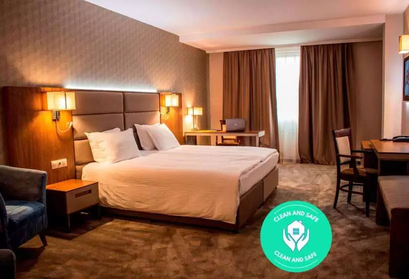 Fotos del hotel Golden Tulip Varna:  9