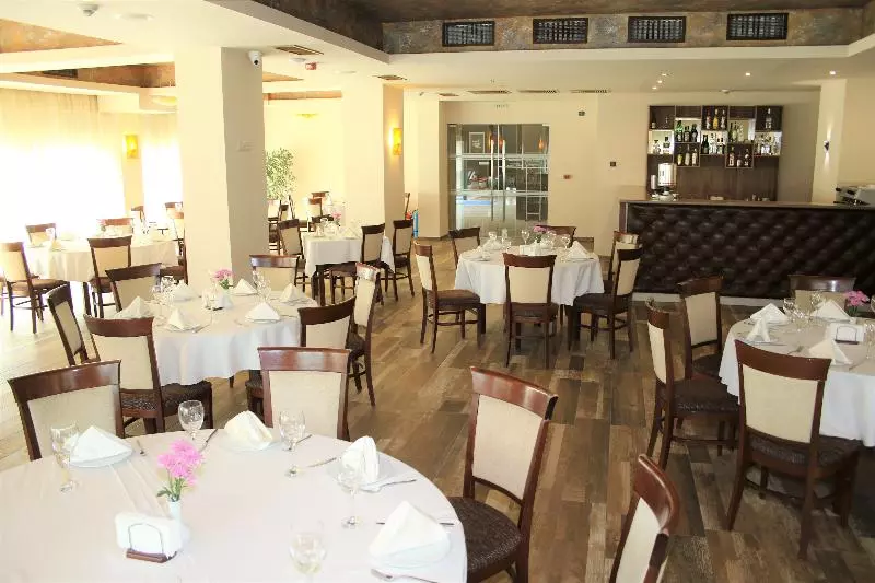 Fotos del hotel Golden Tulip Varna:  3