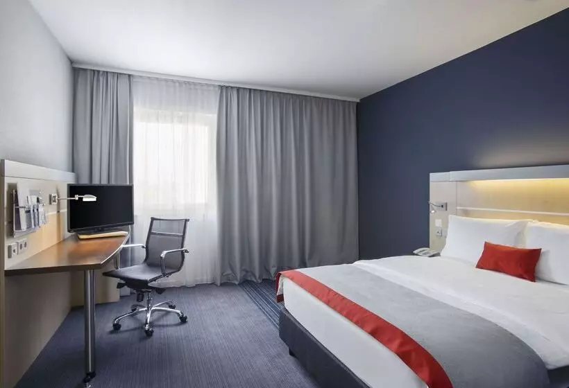 Fotos del hotel Holiday Inn Express Frankfurt Messe, An Ihg:  13