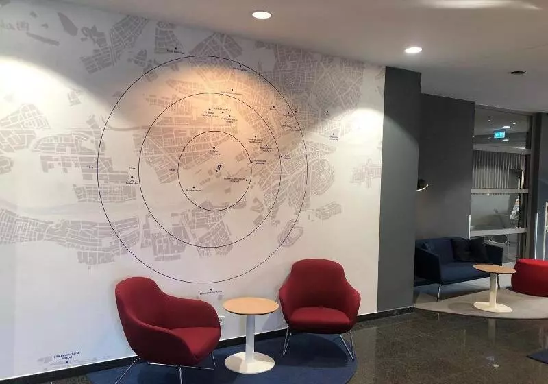 Fotos del hotel Holiday Inn Express Frankfurt Messe, An Ihg:  2