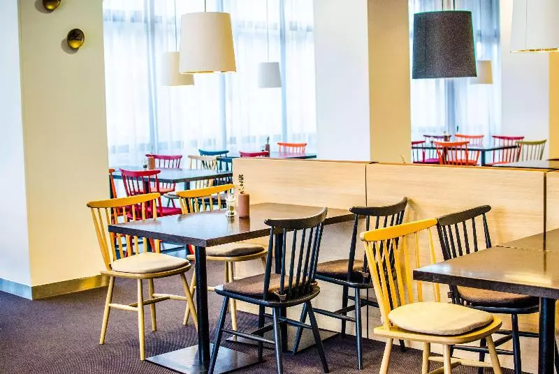 Fotos del hotel Vienna House Easy Airport Bucharest:  22