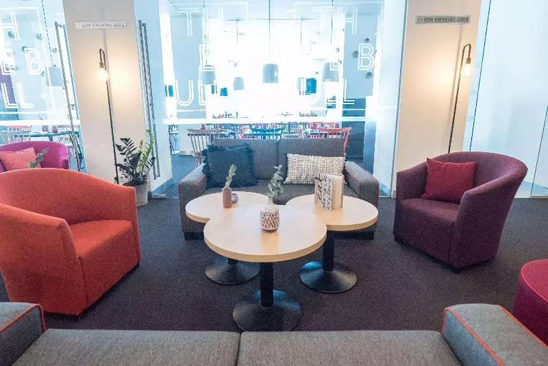 Fotos del hotel Vienna House Easy Airport Bucharest:  2