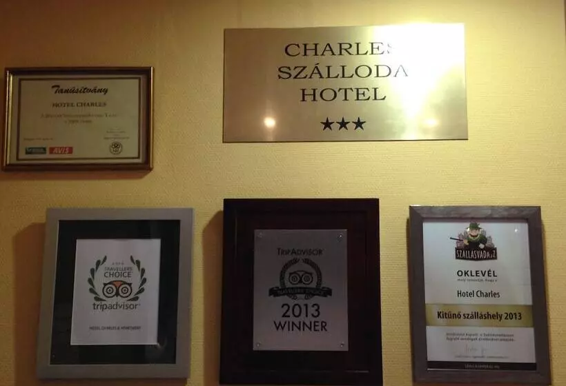 Fotos del hotel Charles:  9