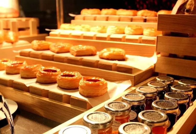 Fotos del hotel Crowne Plaza Zhuhai City Center, An Ihg:  7