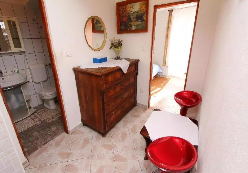 Fotos del hotel Apartment Alba:  4
