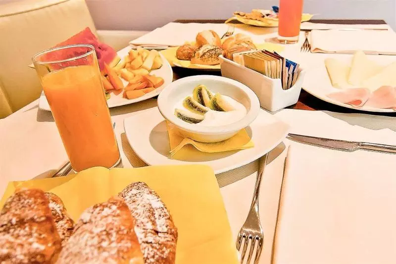 Fotos del hotel Leonardo Da Vinci:  3