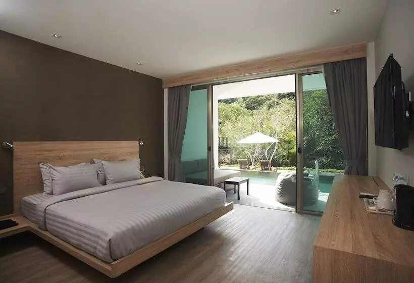 Moonlight Exotic Bay Resort