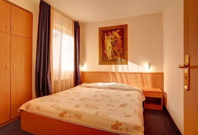 Fotos del hotel Rocentro Sofia:  6