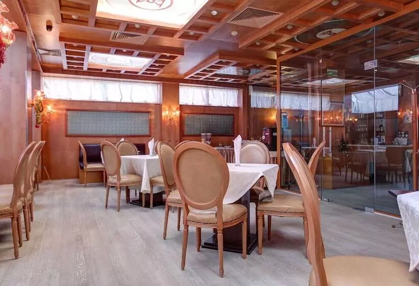 Fotos del hotel Rocentro Sofia:  3