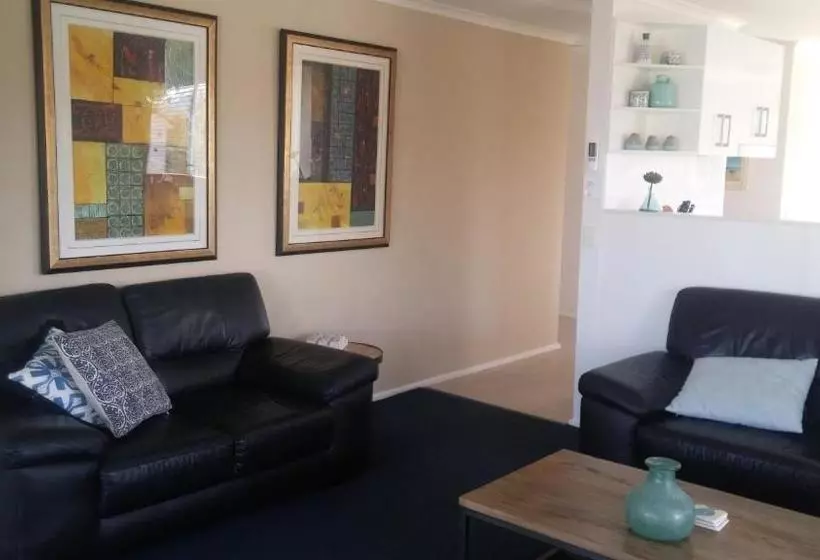 Fotos del hotel Apollo Luxury Apartments:  13