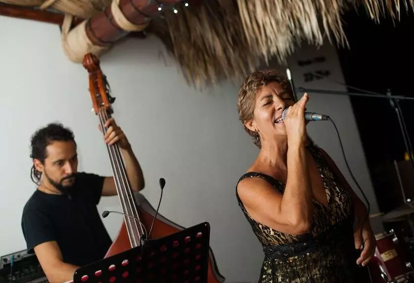 Fotos del hotel Cabo Surf:  6