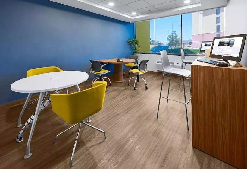 Fotos del hotel City Express Ciudad Juárez:  2