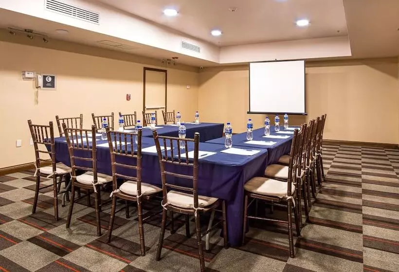 Fotos del hotel Four Points By Sheraton Saltillo:  17