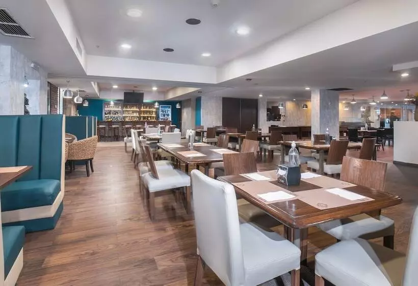 Fotos del hotel Four Points By Sheraton Saltillo:  4