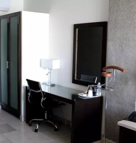 Fotos del hotel Seven Crown La Paz Malecon:  24