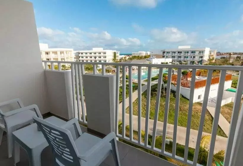 Fotos del hotel Valentin Cayo Cruz:  17