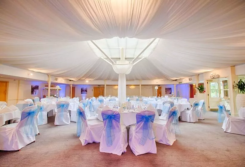 Fotos del hotel Best Western Chilworth Manor:  4