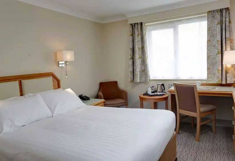 Best Western Chilworth Manor