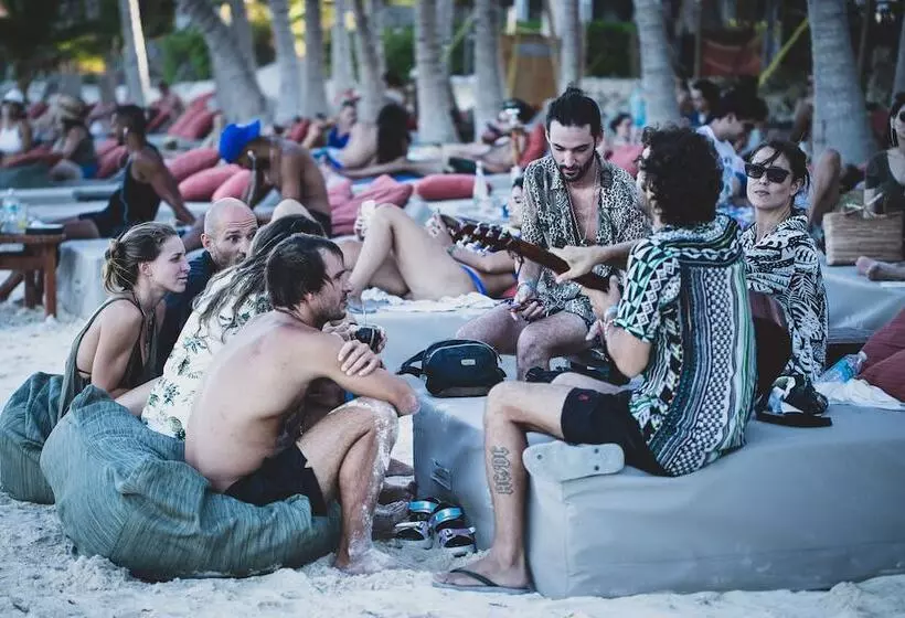 Fotos del hotel Selina Tulum:  41