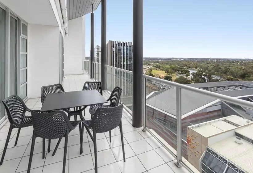 Fotos del hotel Oaks Adelaide Embassy Suites:  37