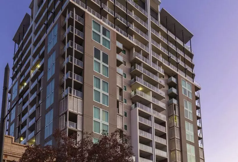 Fotos del hotel Oaks Adelaide Embassy Suites:  47